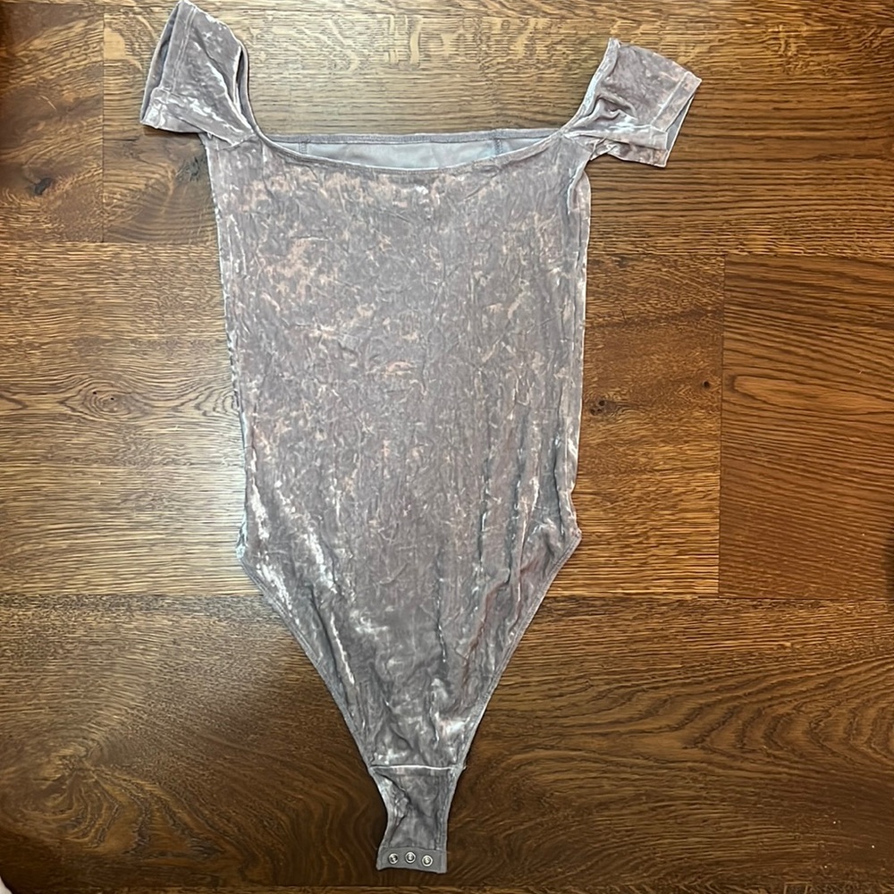 URBAN OUTFITTERS: Velvet Bodysuit